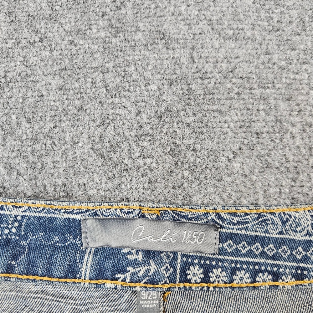 Cali 1850 Bandana Patchwork Wide Leg Jeans Blue White Paisley Print 9/29 NWT - Picture 4 of 14